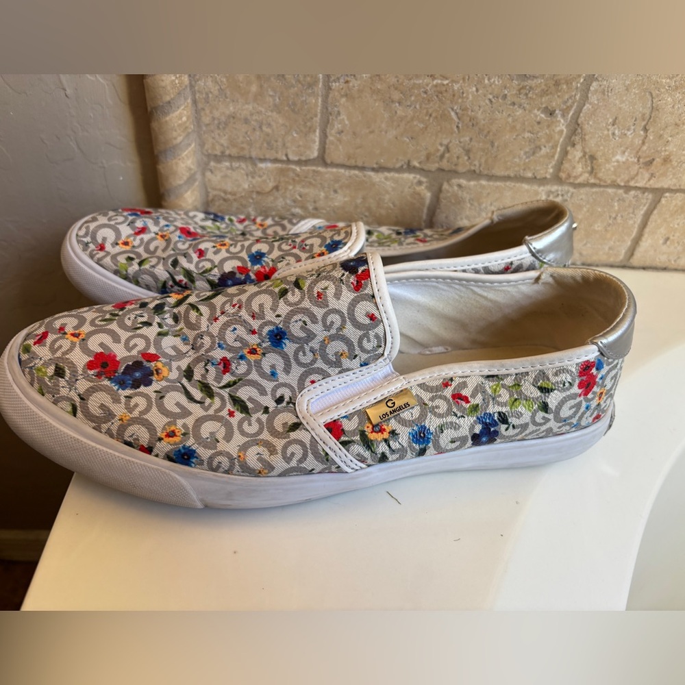 GBG Los Angeles Floral Canvas Slip-Ons Women’s Size 11M Floral Athletic - Picture 4 of 7